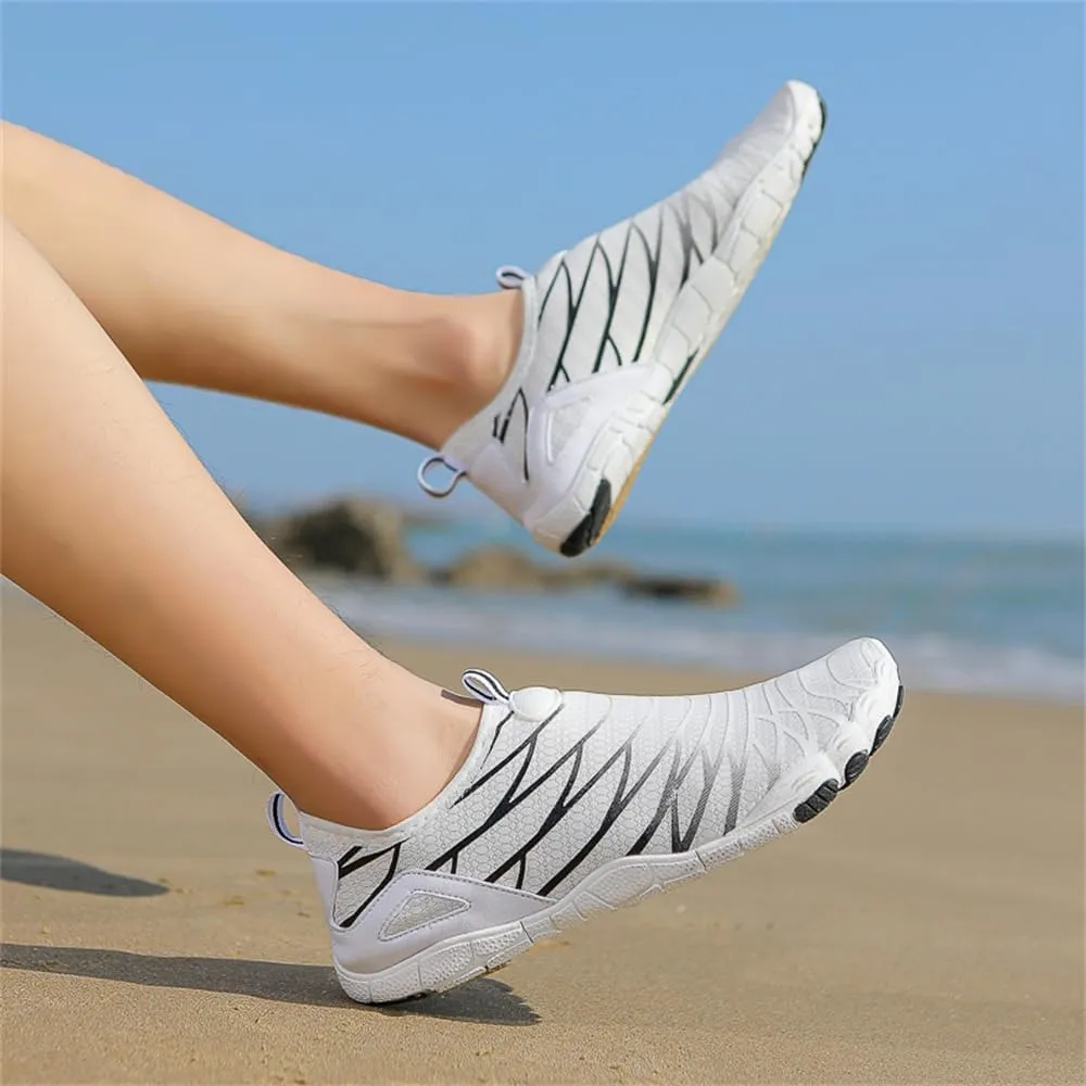 Athletic Hiking Water Shoes Mens Lightweight Quick Dry Barefoot Beach Walking Riding Kayaking Surfing Training Shoes