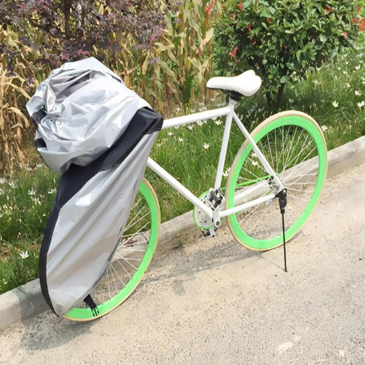 Bicycle Cover Oxford Cloth dust Proof, rain Proof and UV-Proof Mountain Bike/Road Bike with Keyhole Storage Bag