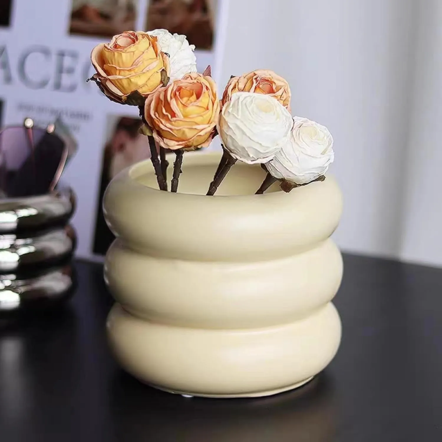 Ceramic Plant Pot Indoor, 6.5 Inch Flower Pot with Drainage Hole, Tiered Bubble Design Ceramic Planter for Home & Office Decor (Beige)