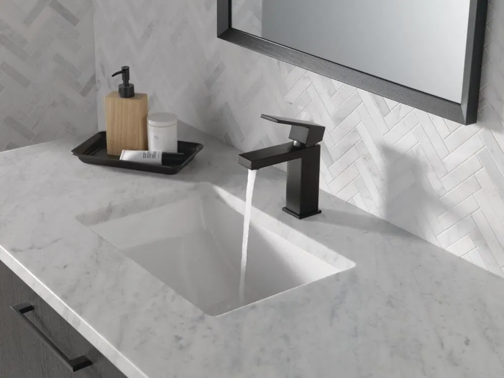 Delta 567LF-BLGPM-PP Modern Bathroom Faucet, 1.0 GPM Water Flow, Matte Black