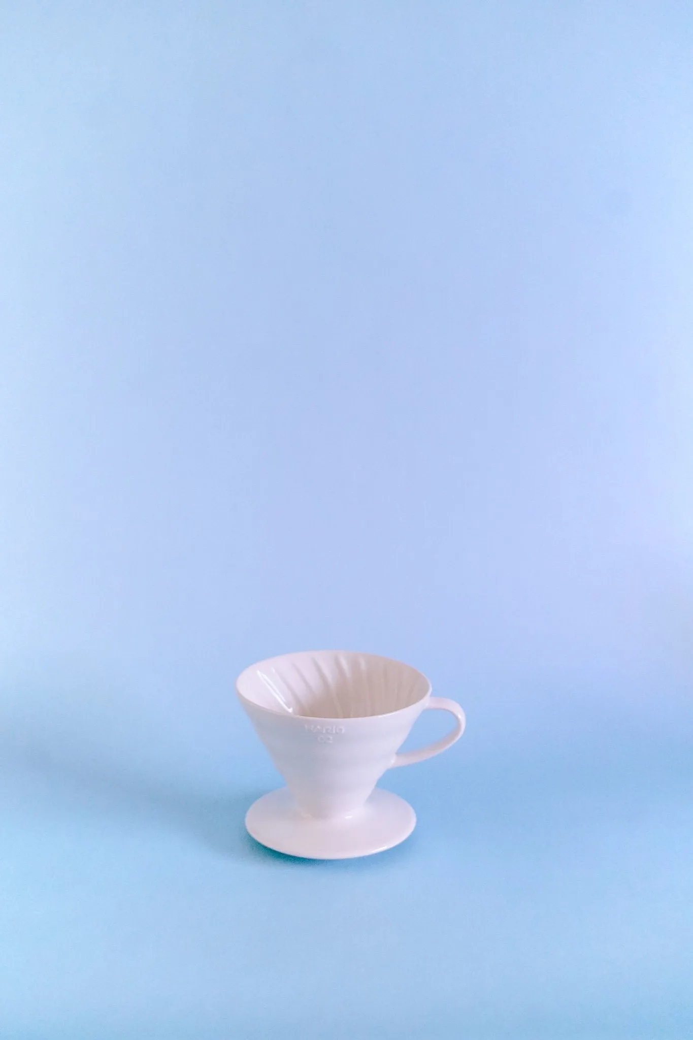 Hario V60-02 Ceramic Brewer - White