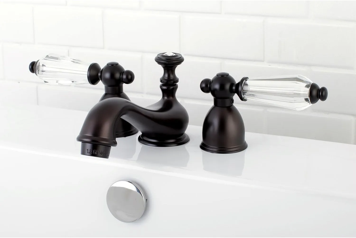 Kingston Brass KS3955WLL Wilshire Mini-Widespread Bathroom Faucet, 4-1/2" in Spout Reach, Oil Rubbed Bronze