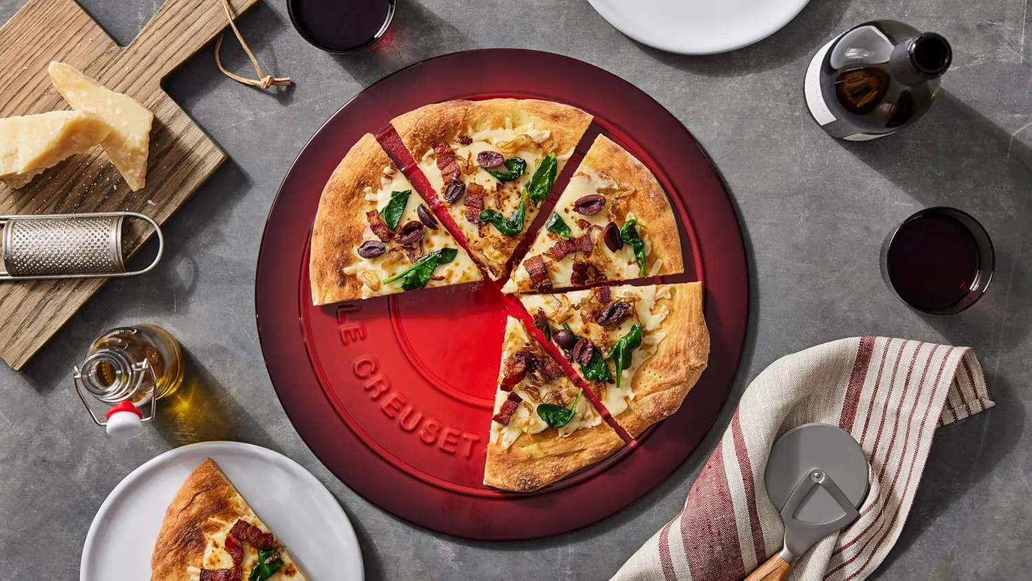 Le Creuset Stoneware Round Pizza Stone, 15 in., Cerise