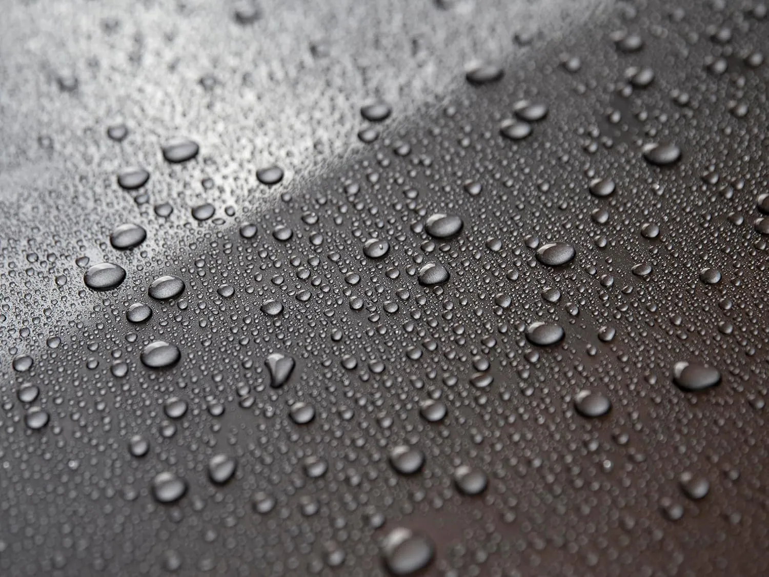 Meguiar's Hybrid Ceramic Wax, Easy-to-Use Spray Wax for Car Detailing with the Superior Protective Power of Advanced SiO2 Hybrid Barrier Technology, 26 Oz Spray Bottle