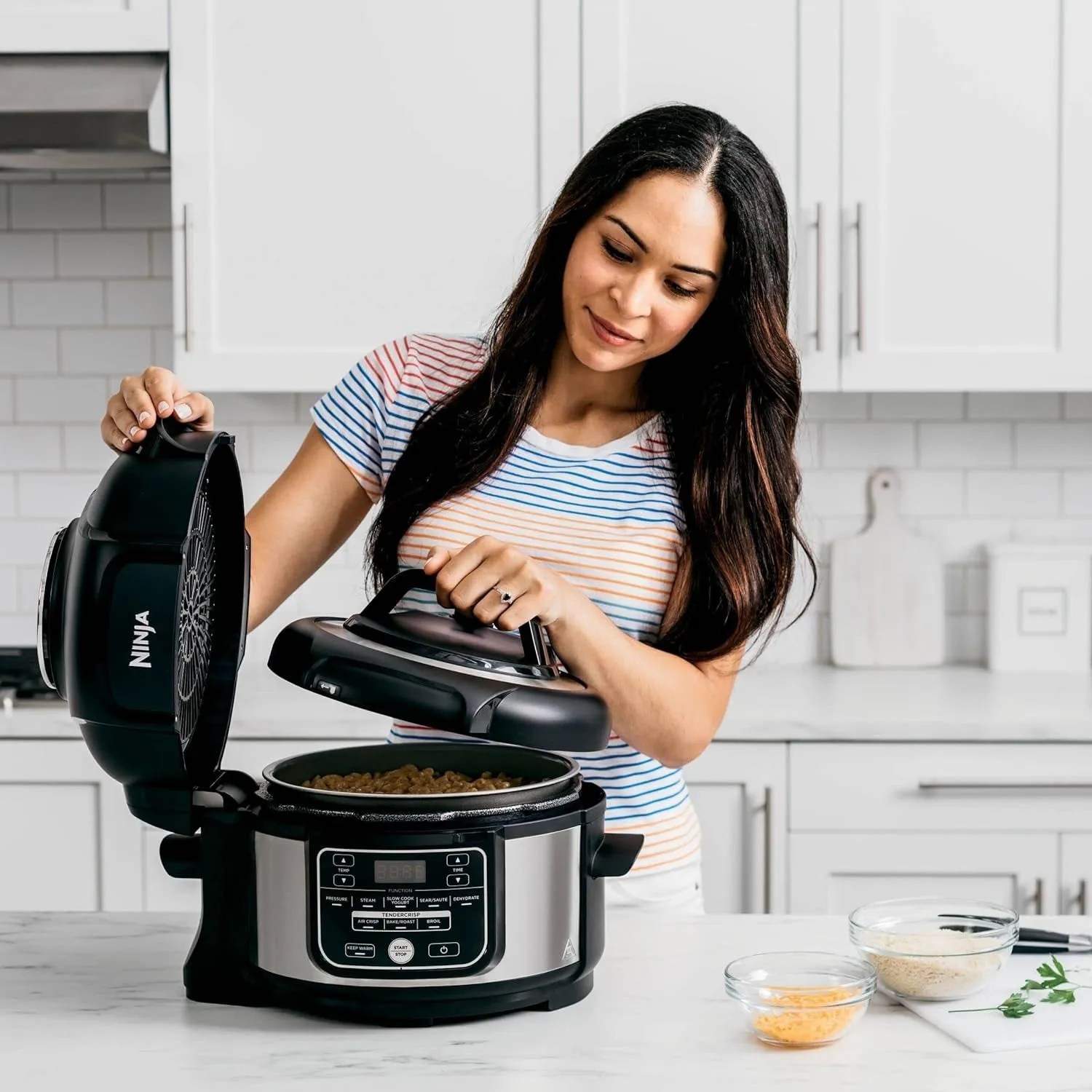 Ninja FD101 10-in-1 5-Quart Pressure Cooker & Air Fryer (Stainless Black) Refurbished