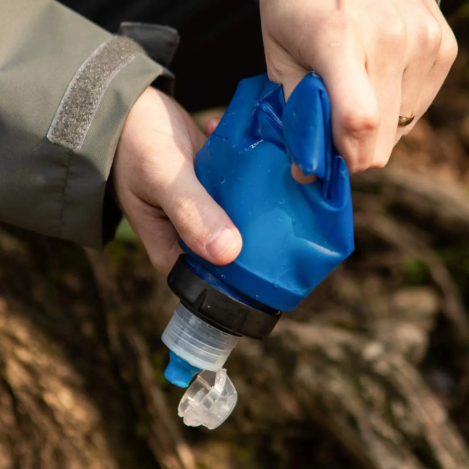Outdoor Water Purifying Survival Water Bottle