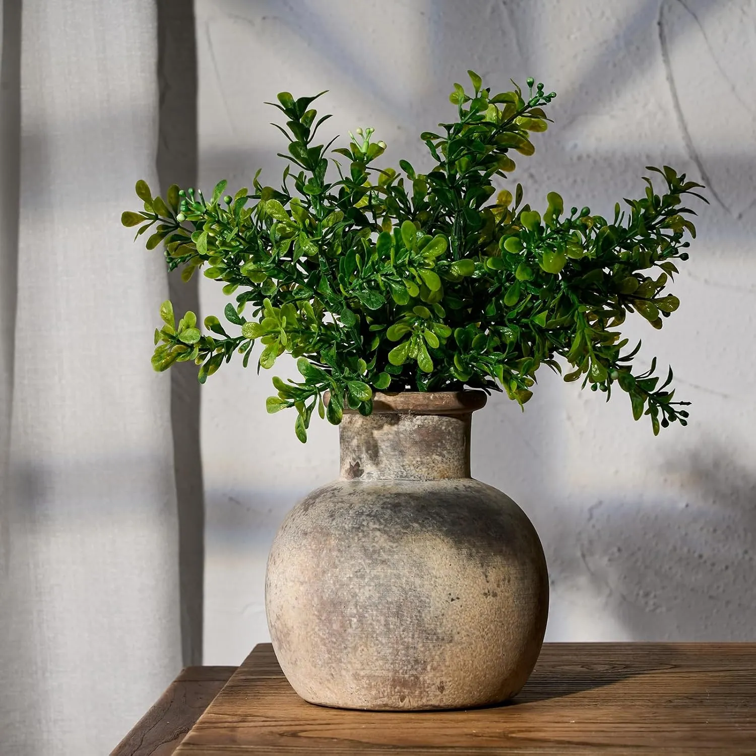 SIDUCAL Ceramic Rustic Farmhouse Vase | 6 Inch Pottery Decorative Flower for Home Decor | Boho Vase | Terracotta for Table, Living Room, Bathroom Decoration, Shelf Decor, Mantel