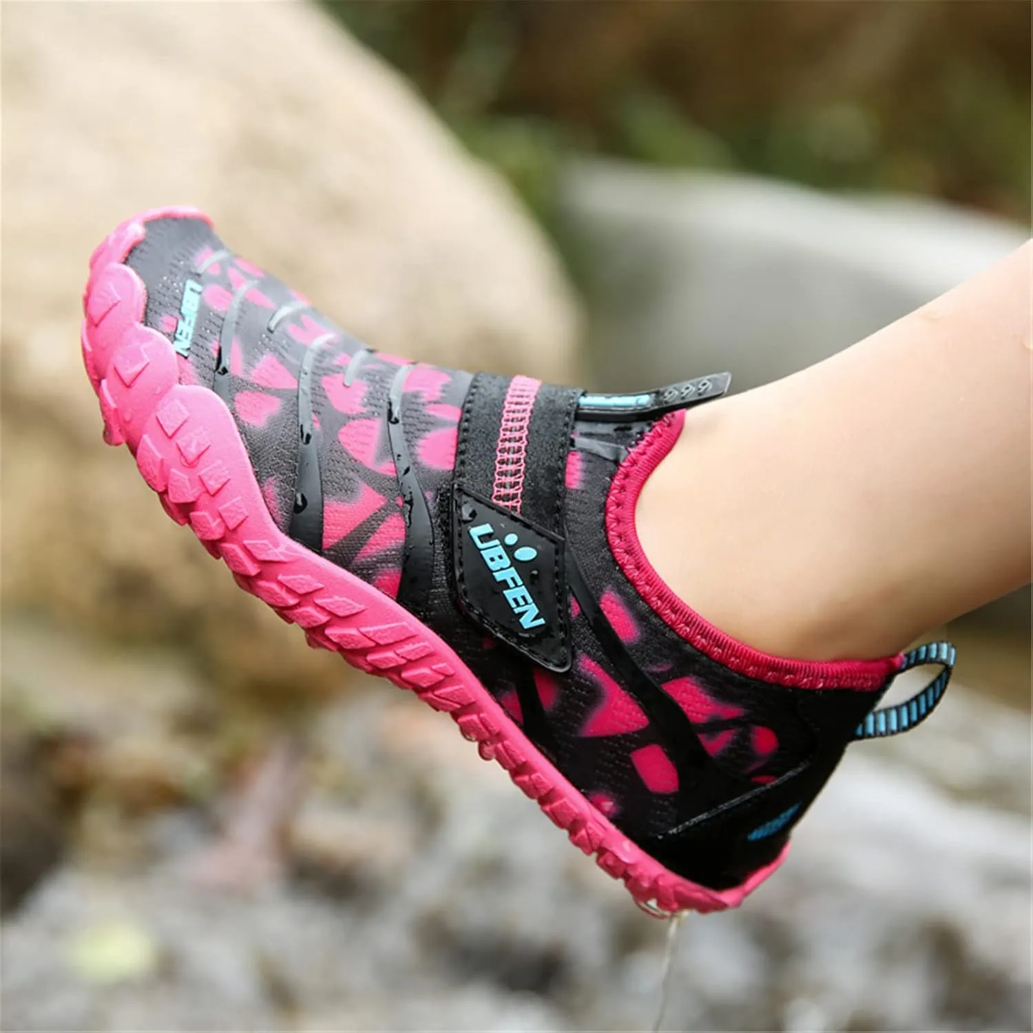 UBFEN Water Shoes for Kids Boys Girls Aqua Socks Barefoot Beach Sports Swim Pool Quick Dry Lightweight Toddler Little Big Kid