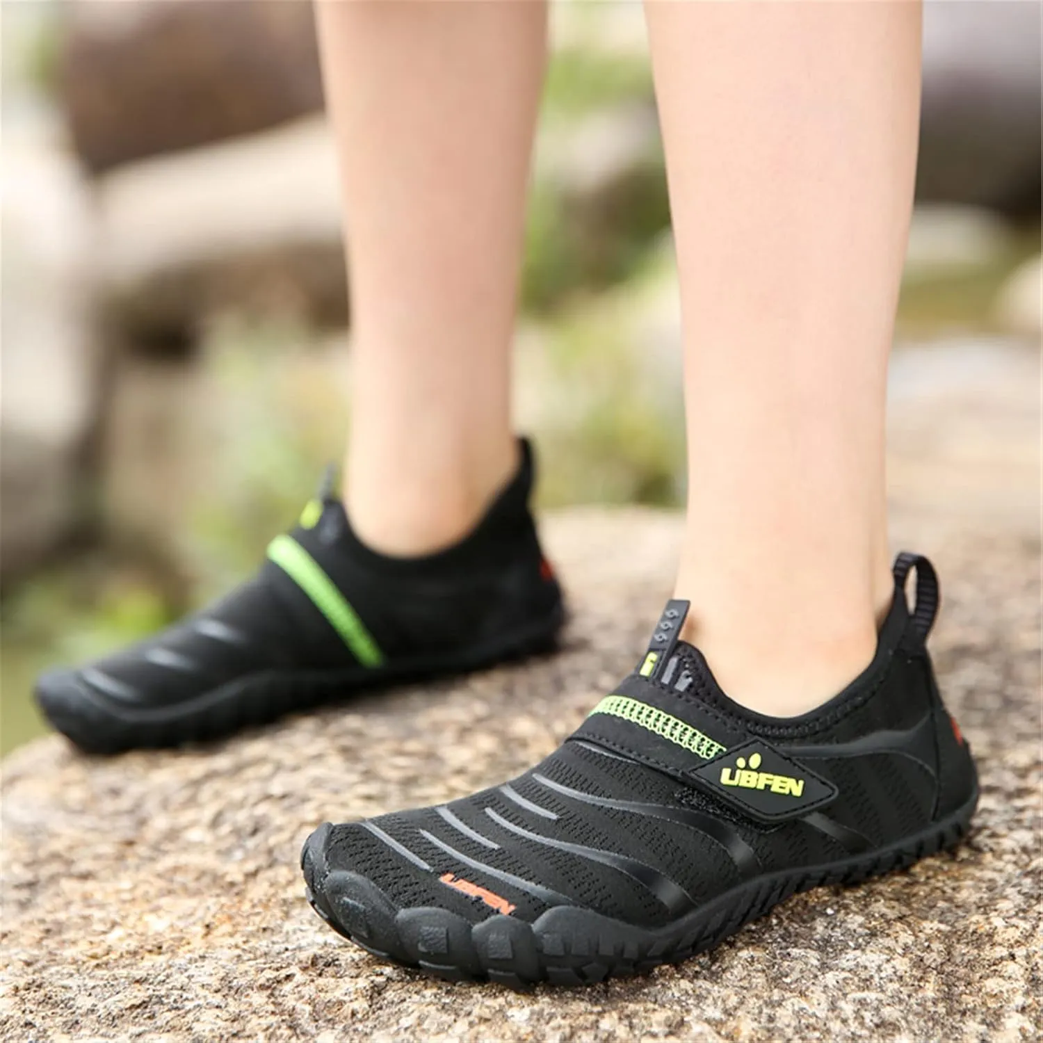 UBFEN Water Shoes for Kids Boys Girls Aqua Socks Barefoot Beach Sports Swim Pool Quick Dry Lightweight Toddler Little Big Kid