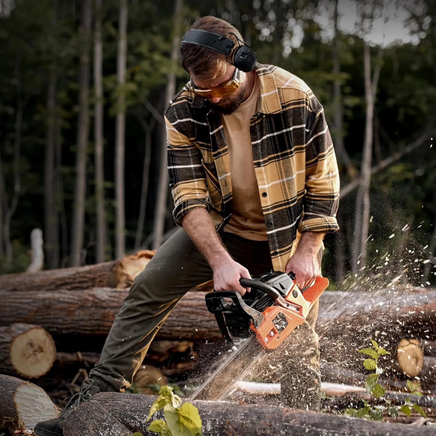 VEVOR Safety Earmuffs, Electronic Ear Muffs with 5.3 Bluetooth Technology and Sound Amplification, Noise Reduction Headphone NRR23dB, Hearing Protection Earmuffs for Shooting, Lawn Mowing and Work